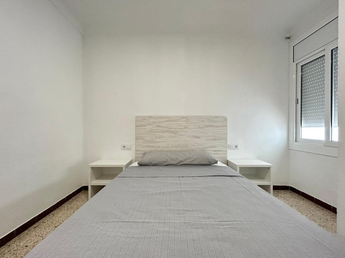 Apartamentos playa la Perola Roses Bagian luar foto