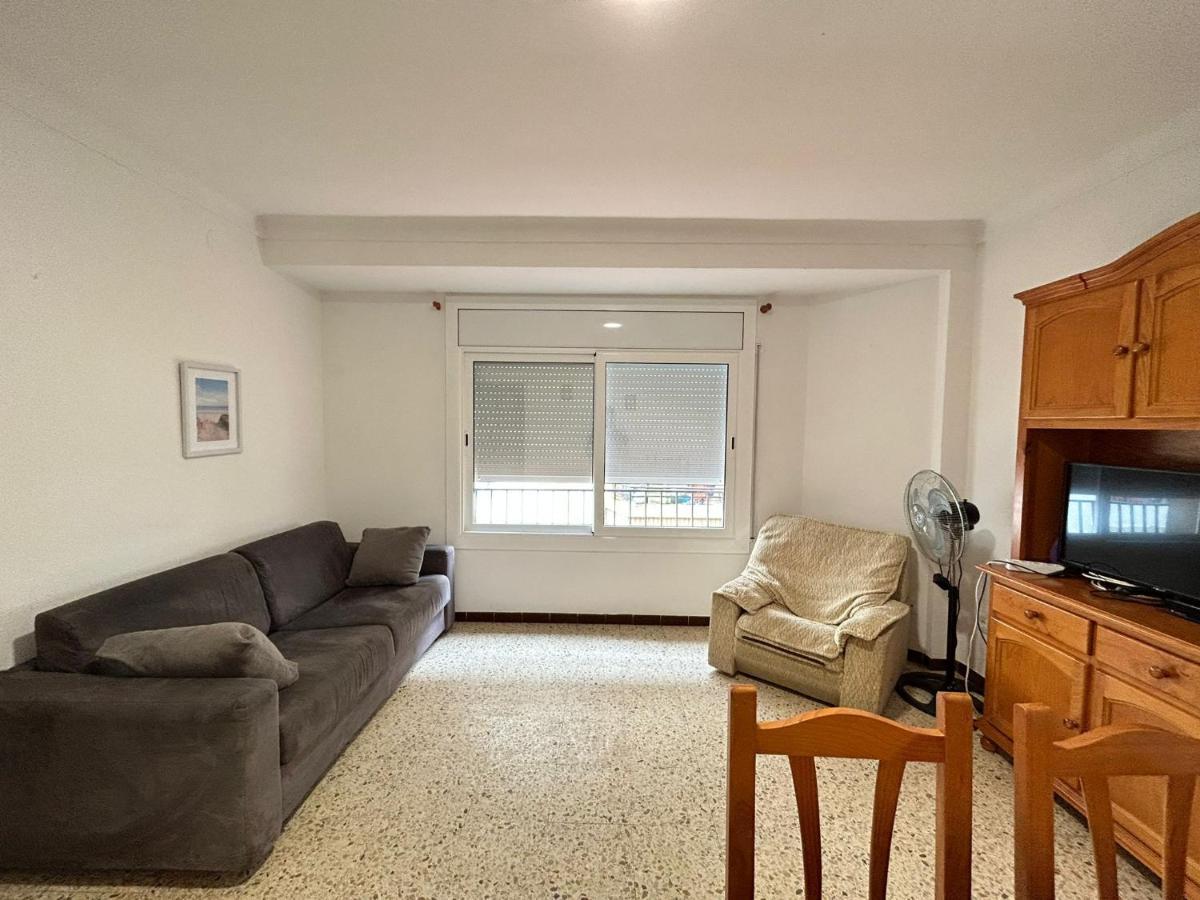 Apartamentos playa la Perola Roses Bagian luar foto
