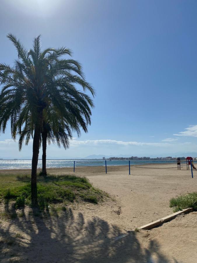 Apartamentos playa la Perola Roses Bagian luar foto